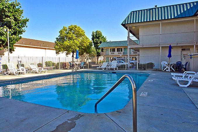 Motel 6-Woodland, Ca Sacramento Airport Eksteriør bilde